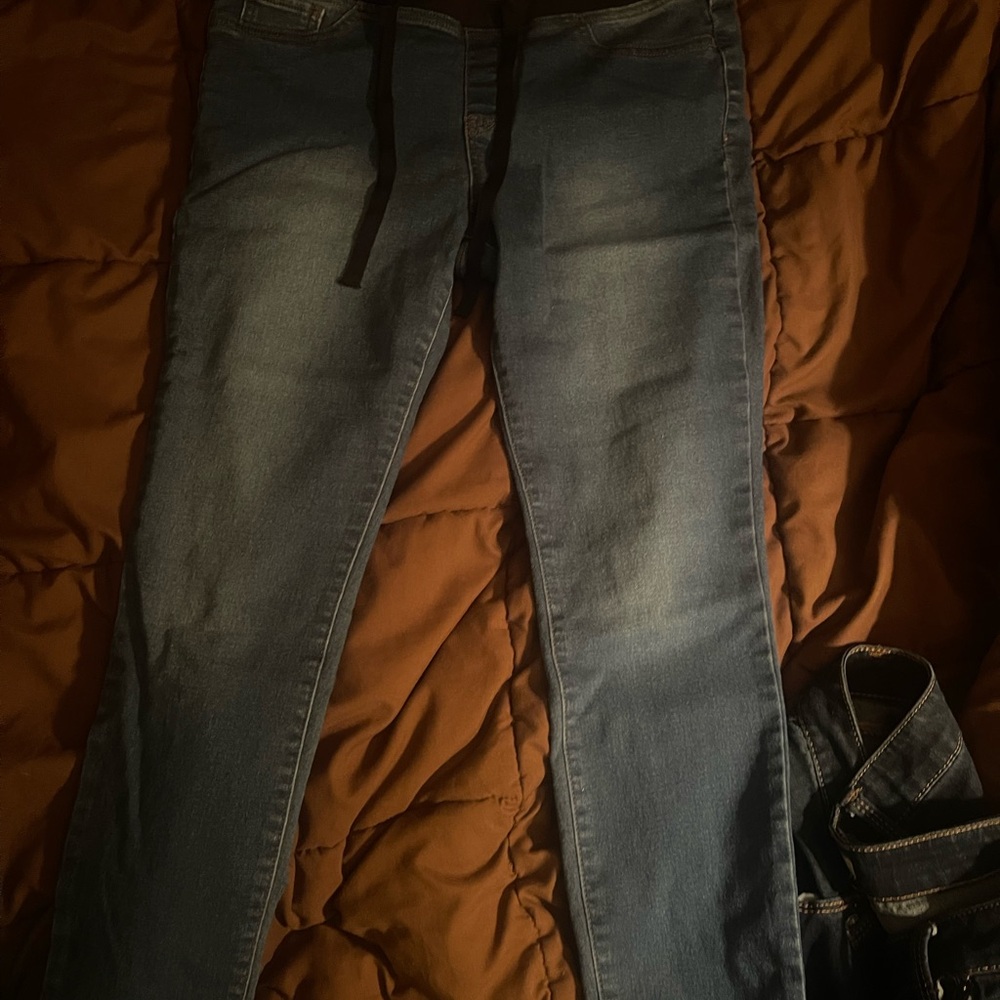 LEI Women's Blue Skinny Jeans